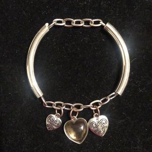 💕Lia Sophia Heart Charm Bracelet